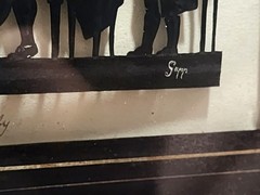English Reverse Glass Silhouette „Burney Family“ Signed Gapp c.1840 Folk Art