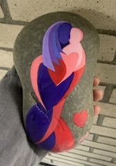 Mother And Child Love Hand Painted On A Rock Approx 7 1/2“ X 5“ X 2 1/2“￼