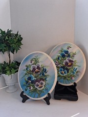 Lovely Vtg Pansy/Floral Oil Paintings Pair on Oval Shaped Wood; 2 Pc;Artist Sign