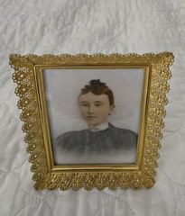 Antique Handpainted Porcelain Woman’s Portrait 4 3/8″ X 5 3/8″ Gold Lace Frame