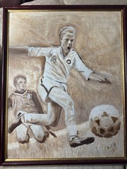 Large E.J.G 1987 „A Soccer Game Scene“ Oil Painting – Signed And Framed