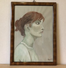 PORTRAIT YOUNG WOMAN WOMAN RED HAIR PEARL NECKLACE MODERN ART WATERCOLOUR 70s 80s