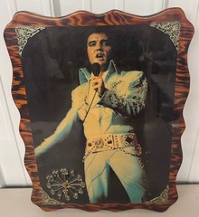 Vintage Elvis Presley Wall Clock Plaque Wood 16×21 Quartz Parts Repair Decor
