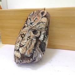 Lion Stone hand painted Rock original art signed by Manuela Quick