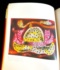 Yayoi Kusama Art Book Japan Edition 28x22cm 140pp Excellent Condition