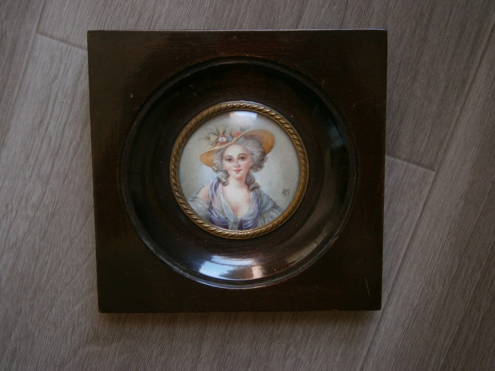 Antique Framed Woman Portrait Miniature Painting, 18th Century St Vigée Le Brun