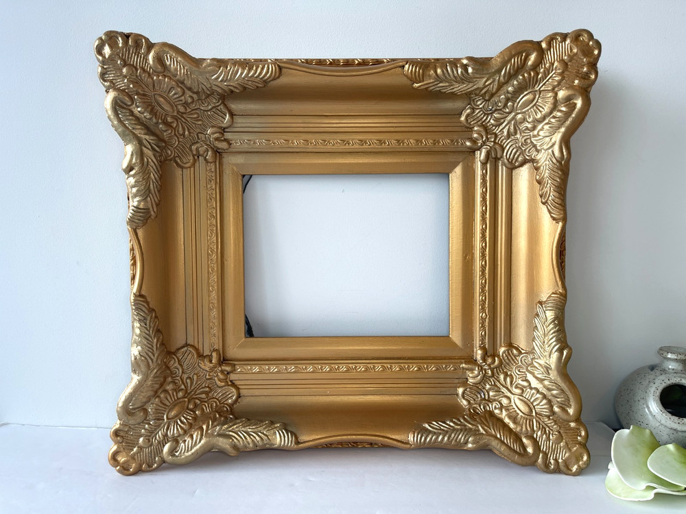 Vintage Ornate Gold Gilt Wood Frame 20″x18″ – Internal 10.15″x8.15″