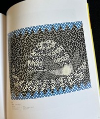 Yayoi Kusama Art Book Japan Edition 28x22cm 140pp Excellent Condition
