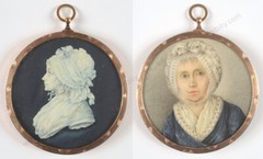„Pendant with two miniatures of the same woman (one by Piat Joseph Sauvage)“