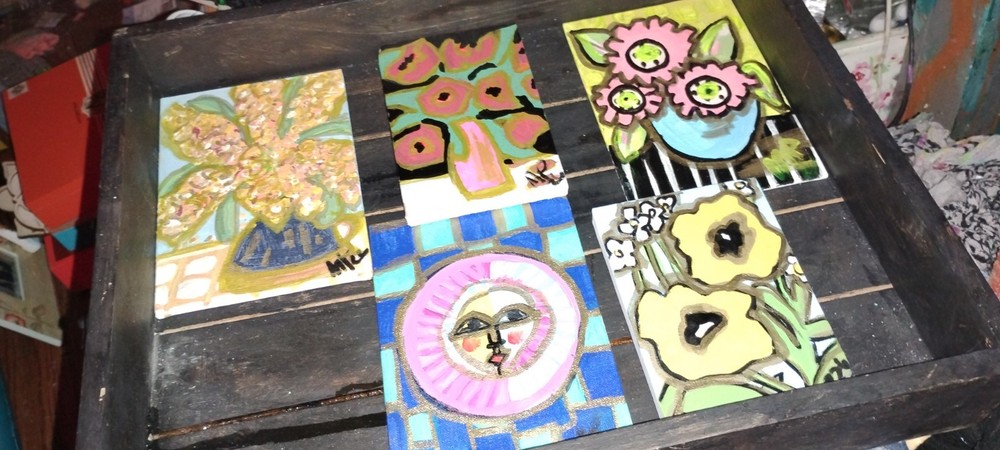 Pre painted Mini Gallery Wall, 5– 5x7s originals in acrylic