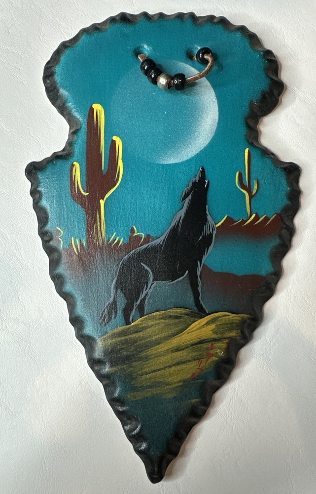 10.25″ Ceramic Arrowhead with Desert Wolf & Cactus Painting Artwork