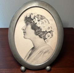 Rare ‘20s Antique Woman & Flowers Portrait Aluminum Oval Ball Feet Picture Frame