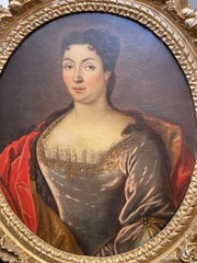 18th FRENCH REALISM – PORTRAIT OF WOMAN – GILT FRAME OIL PAINTING