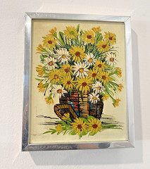 VTG Mid Century Floral Oil Painting Daisies Vase Flower Power Signed Framed CUTE