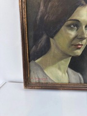 Handcrafted Oil Painting Portrait „Serene Woman“ Traditional French Artwork
