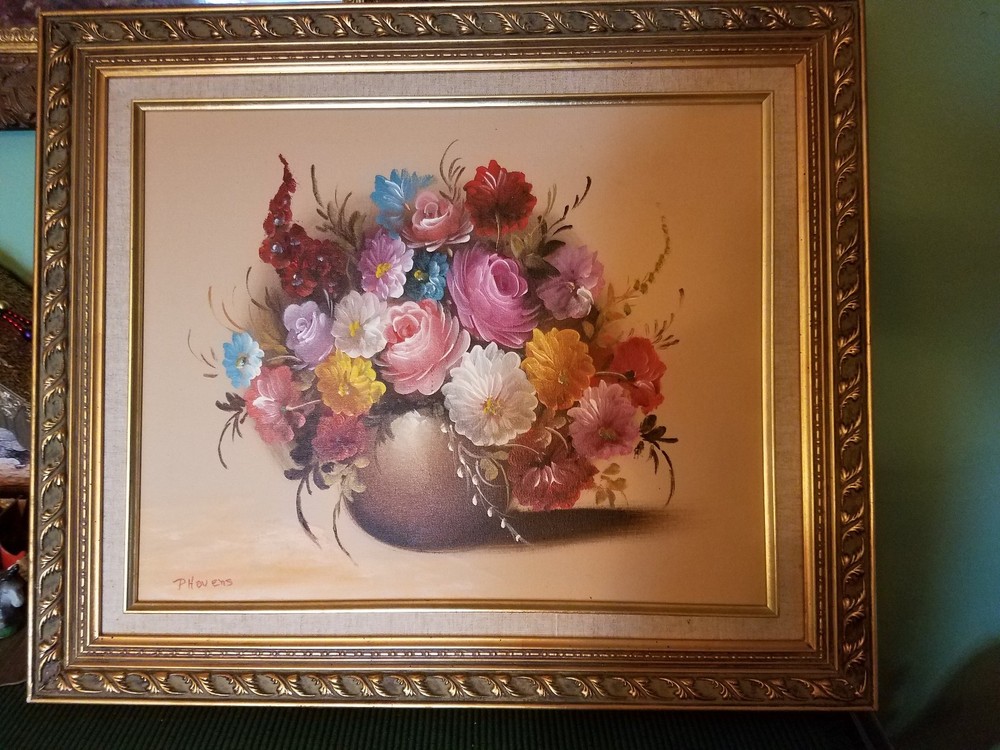 Beautiful Oil Painting Floral On Canvas Signed Roses Gold Frame P.H.Havens Nice