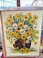 VTG Mid Century Floral Oil Painting Daisies Vase Flower Power Signed Framed CUTE