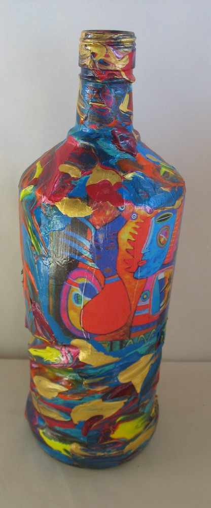 Bottle Art Eddie King 1931-2013 GA Folk Art Hdptd Decoupaged art 12 3/4″