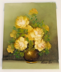 Irene Cox Still Life Yellow Roses In Vase Signed and Framed 13.75 „H X 11.75“ W