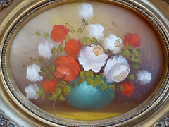 8 x 10 framed vintage oil painting of flowers in vase/total size 11 x 13