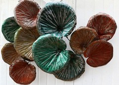 Panel in metal floral stylized ivy created and colored by hand 72x50x1 cm