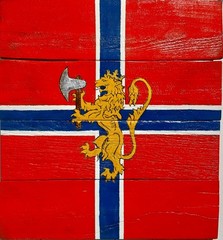 NORWAY NORWEGIAN COAT OF ARMS ON WOOD 20″x 21+“ WALL HANGING HAND PAINTED