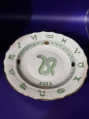Herend Hand Painted Zodiac/Home Deco Plate Green Fishnet Designed 2013 Snake
