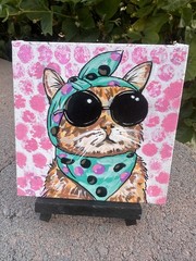 Original 4×4″ Acrylic Painting on Canvas Board „Paws & Chic“