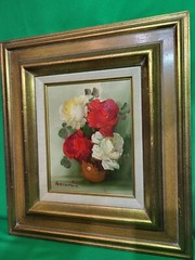 Beautiful oil paintingBeautiful flowers. Canvassize 10x8in.