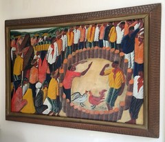„Combat de Coqs“ by Laurent Casimir – c.1954 – Haitian Painting – 24 in x 16 in