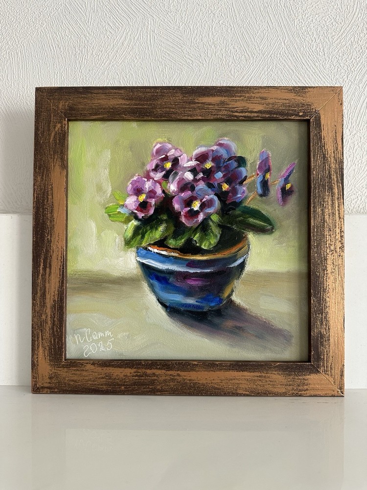 original oil painting still life 20х20cm Semi-abstract violets plant In a pot