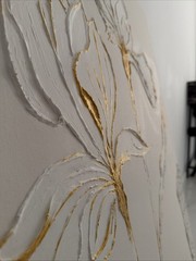 Handmade 3D Textured Floral Canvas Wall Art White Gold Iris Painting