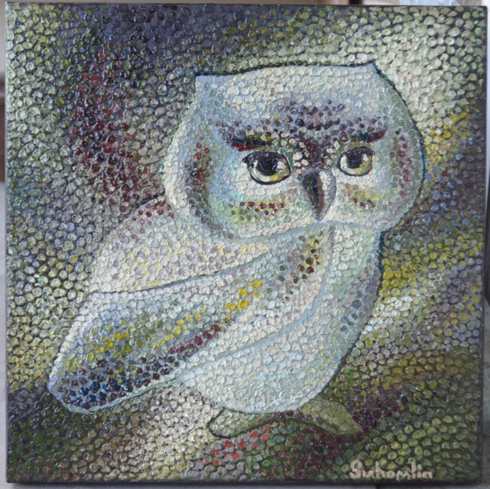 An oil painting titled „Gray Owl.“ The canvas size is 30 by 30 centimeters.