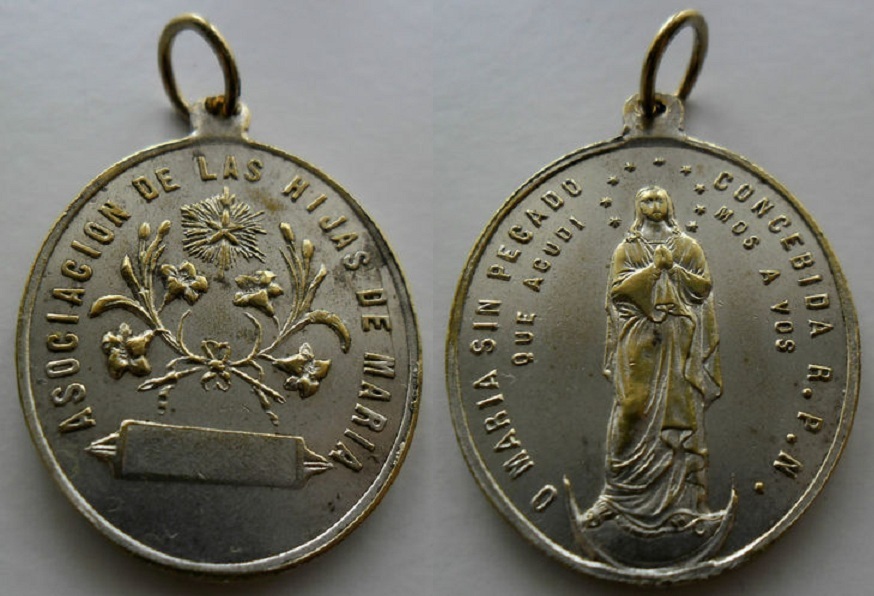 1940/50 year. MEDALLON OH MARY SINLESS COCEBIDA ASSOCIATION OF DAUGHTERS OF M…