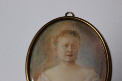 Antique Unique Miniature Painting Elegant Woman Portrait Oval Frame 20th C