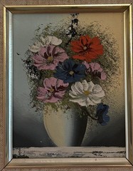 Vintage Painting Vase of Flowers in a Gold Toned Wood Frame