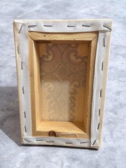 Cross Canvas Picture Standup Beautifully Crafted Raised Paint Accents 1x5x7in