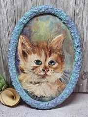 Signed E. Brown Folk Art Orange Tabby Kitten Painting Oval Textured Frame 2003