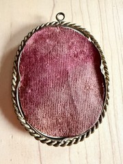 Antique Portrait Of A Lady From England 3.25”x2.5” 17th Century Crest Shown
