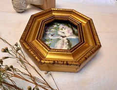 Framed Swan Oil Painting: Small Vintage Style Wall Art