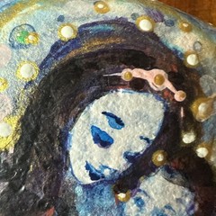 Hand-Painted Mother and Child Art Stone Decor