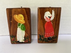 Plaques Wood 2.75″ L Hand Painted Pictures Boy Girl Ready To Hang Rustic 2