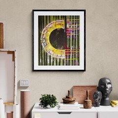 Abstract Mixed Media Painting – Vinyl Record and Sunflower Fusion, Oil and Acryl