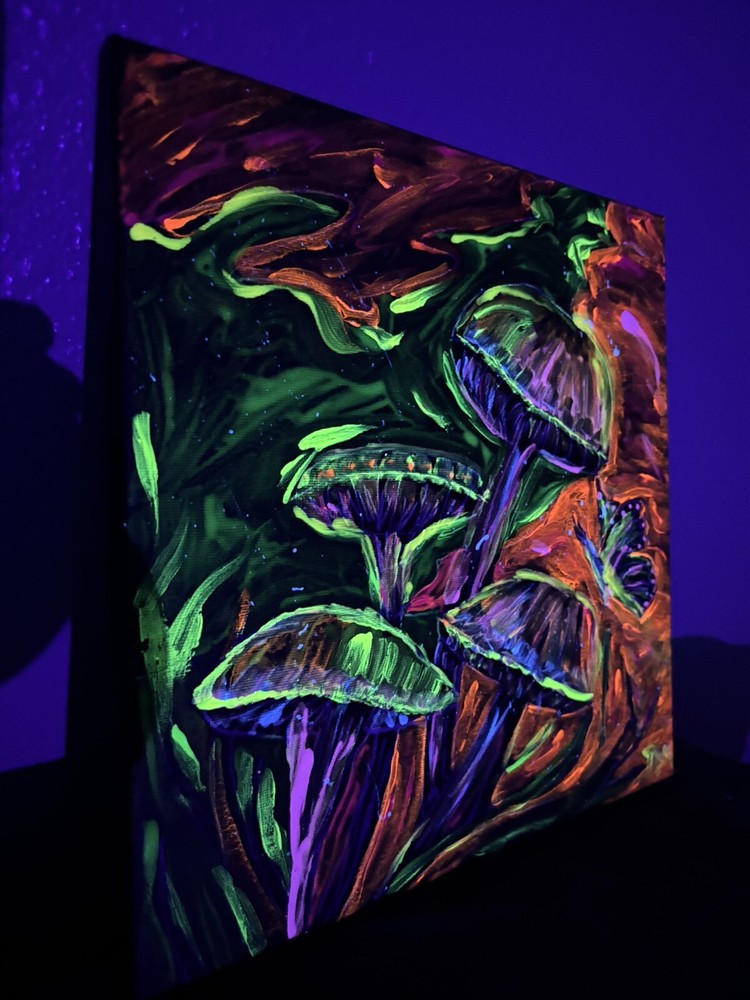 Mushroom Painting Black Light Glows Acrylic „ORIGINAL“ Trippy Signed Fantasy