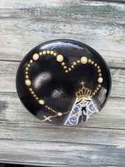 Artisan Hand Painted Man Made Rock | Virgin Rosary Praying Art 4.5″ #A