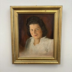 Classic Portrait Oil Painting „Pink Petals“ Traditional Small Artwork