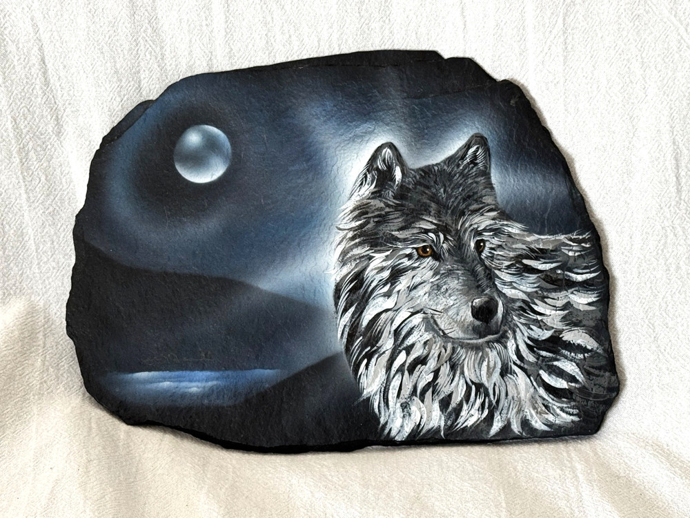 NEW Bay Life Art Natural Slate w/ Painted Wolf Design 8 1/2″ x 6 1/4″