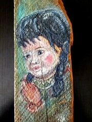 1960 Folk Art Native Praying Girl Female Child Color Portrait – Portrait on Wood