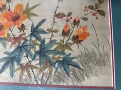 „Asian Bird Among Flowers Scene“ Watercolor Painting – Signed And Framed