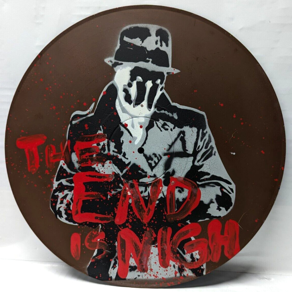 Spray Paint Stencil Art on Vinyl Album of Watchmen „The End is Nigh“